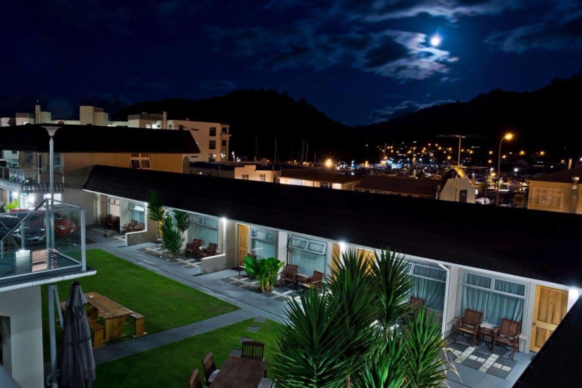 Picton Accommodation Gateway Motel Екстер'єр фото