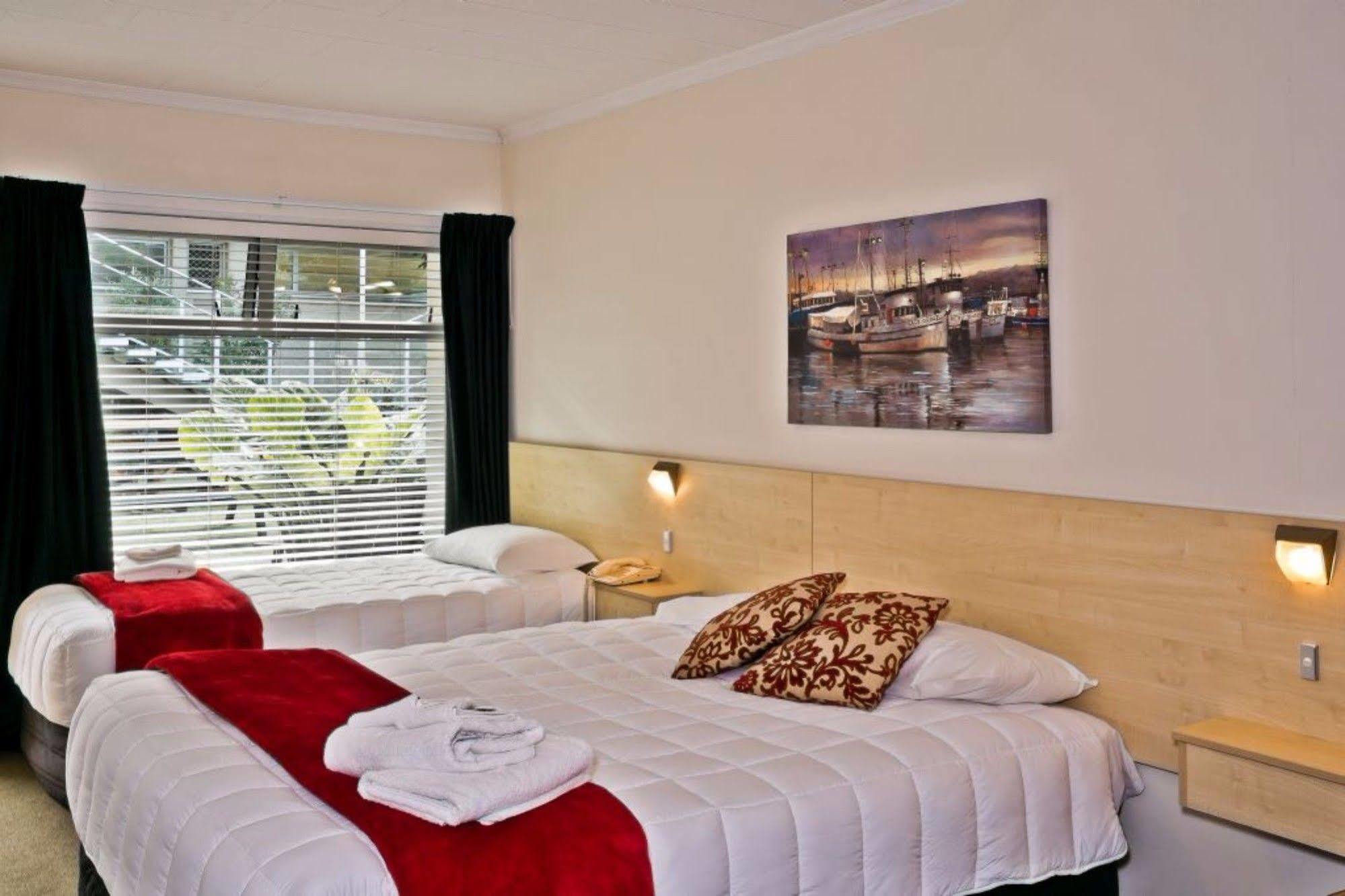 Picton Accommodation Gateway Motel Екстер'єр фото