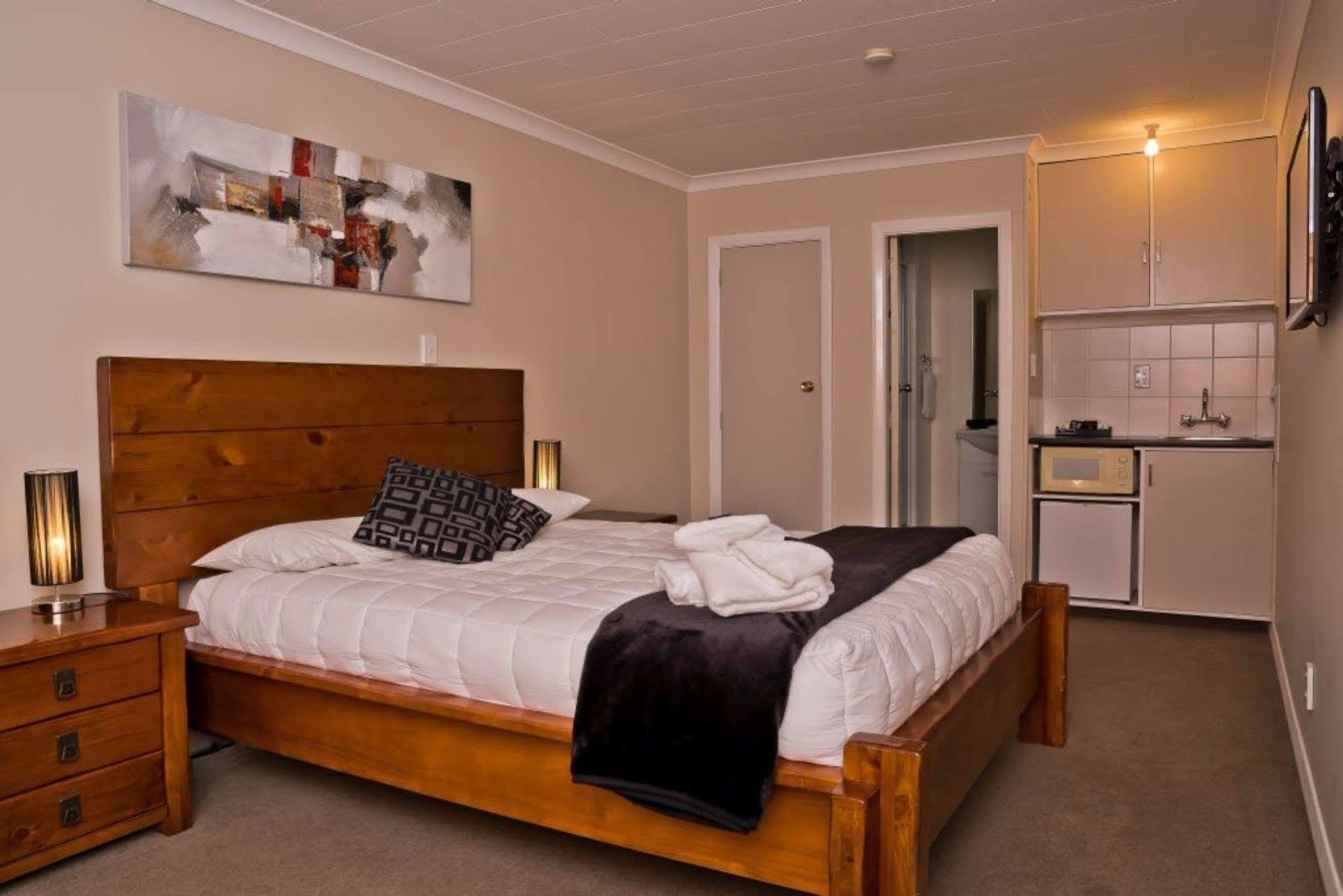 Picton Accommodation Gateway Motel Екстер'єр фото